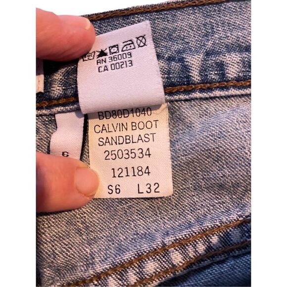 Calvin Klein Women's Blue Vintage Boot Cut Sandblast Denim Jeans Size 6x32 - Picture 6 of 10